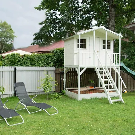 Guest house With Free Parking *